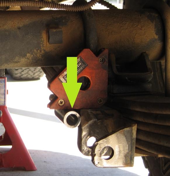 24019d1390929995-my-78-getting-set-7100-bilsteins-rear-shocks-lower-fitment.jpg