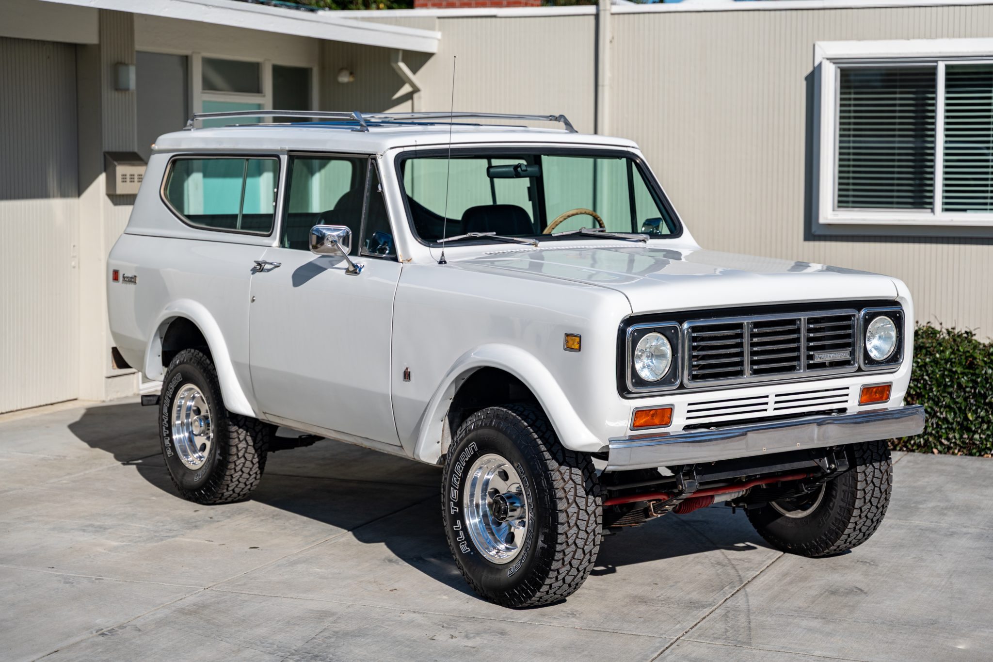 1976_international-harvester_scout-ii_1976_international-harvester_scout-ii_346aab27-37fe-4612...jpg