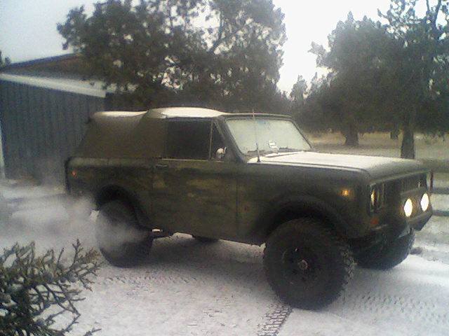 75 Scout gray soft top snow lights trailer.jpg