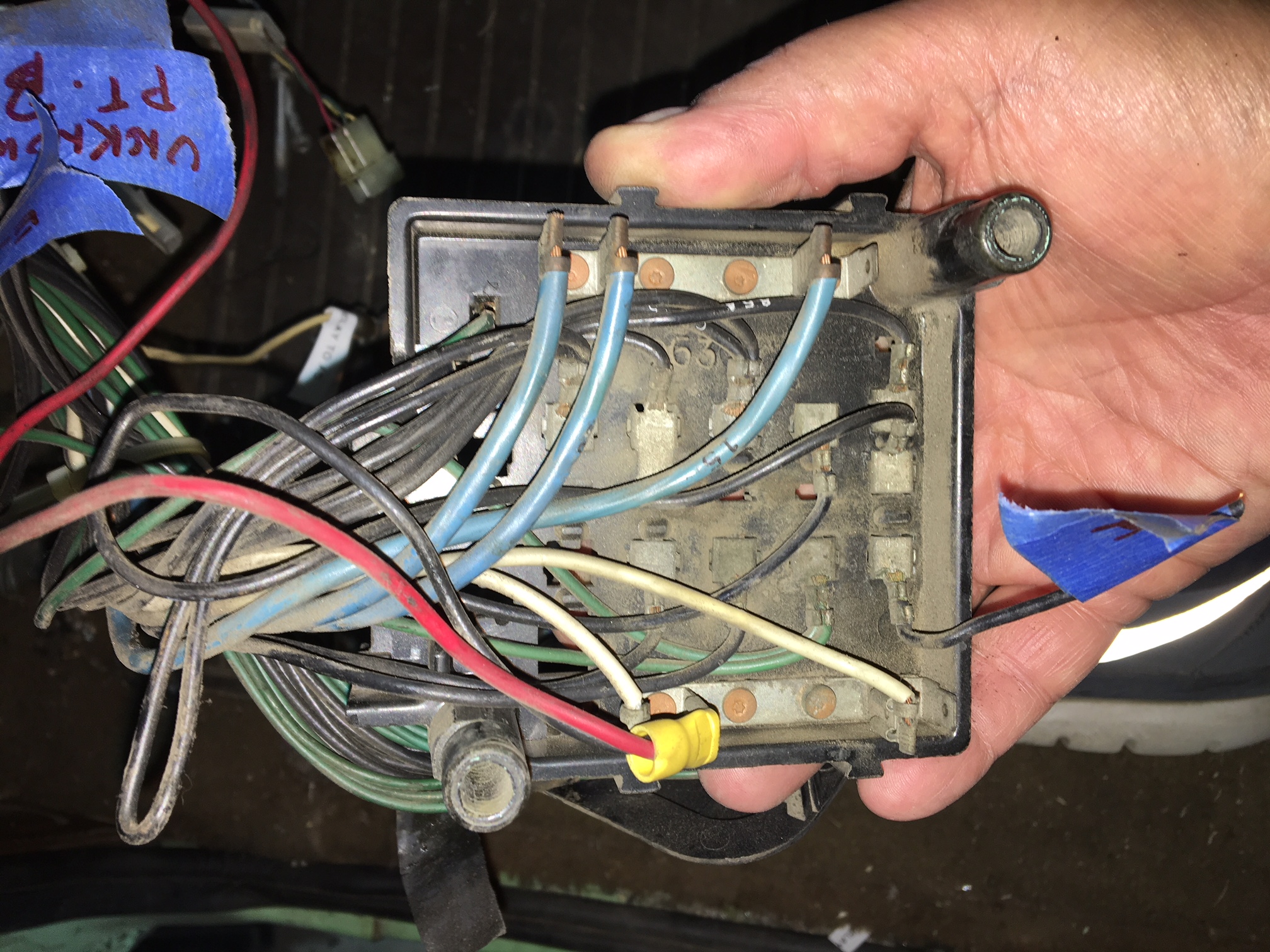 Relocation of main fuse block IH PARTS AMERICA