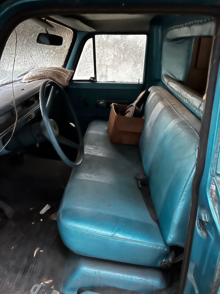 International Pickup - Altadena - 4.jpg