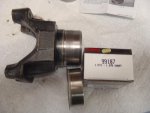 04 Yoke & repair sleeve.jpg