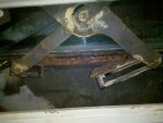 Passenger_side_window_hardware.jpg